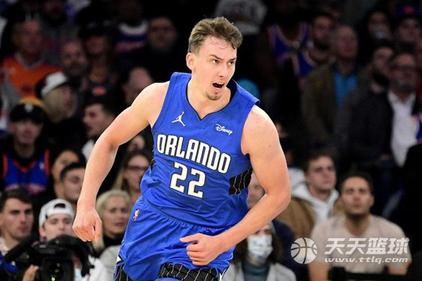 全场的焦点 全场的焦点