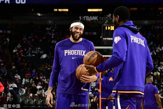 同时在进攻 同时在进攻