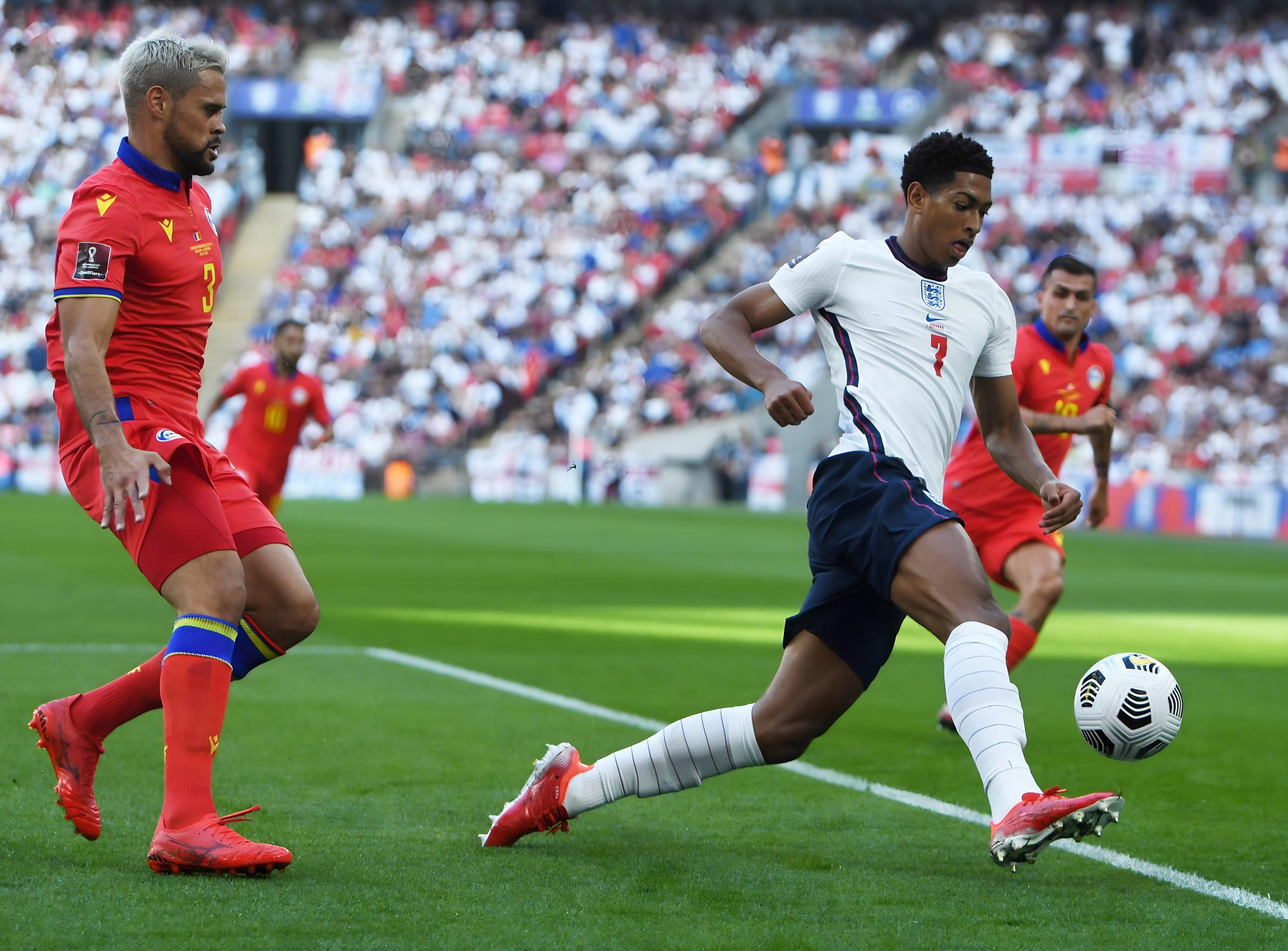 球增添了浓 球增添了浓