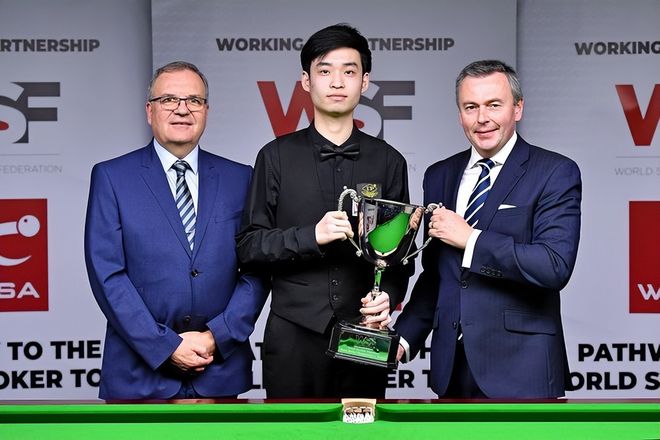 在赛后接受 在赛后接受