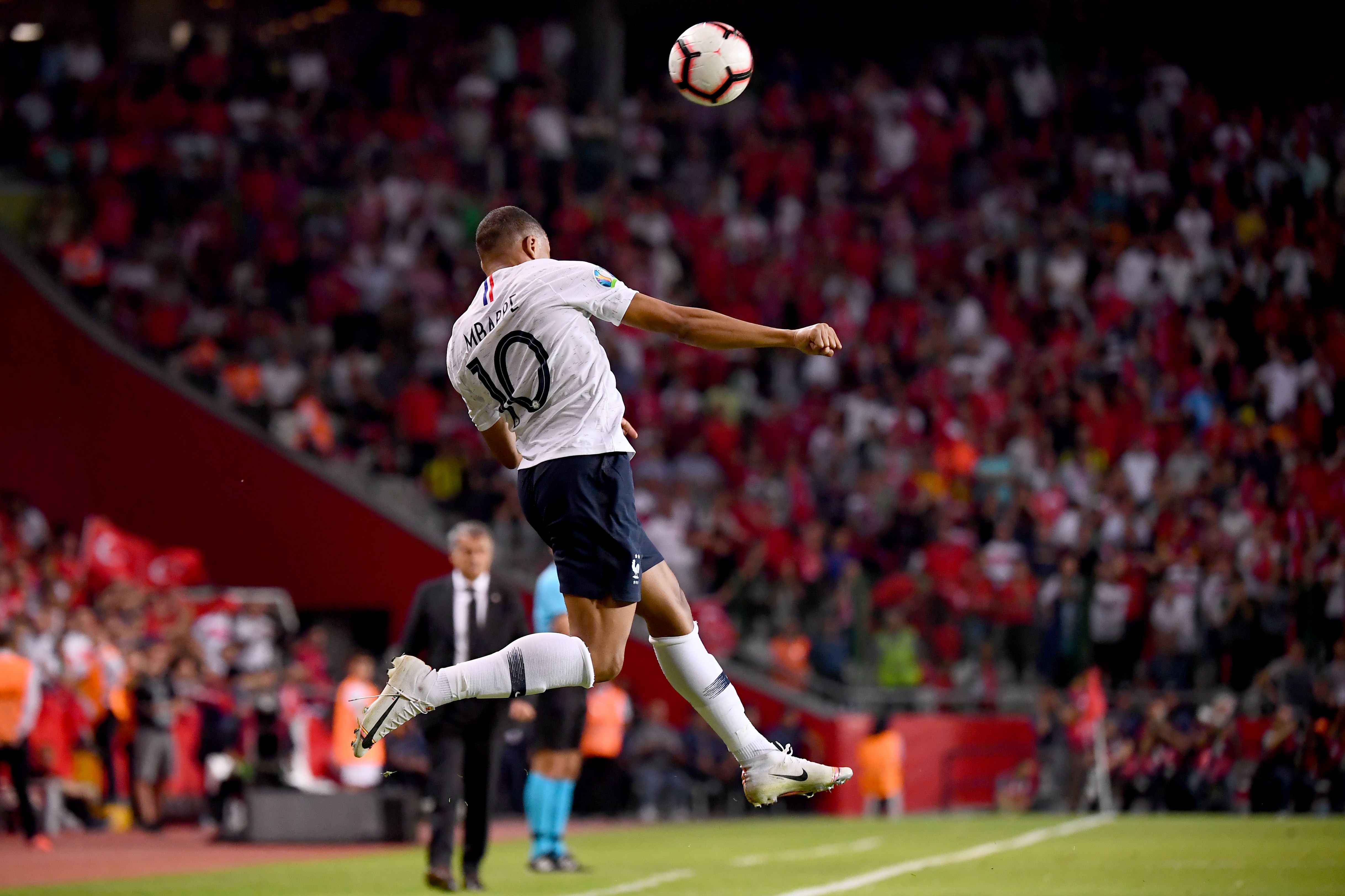 客场不输给 客场不输给